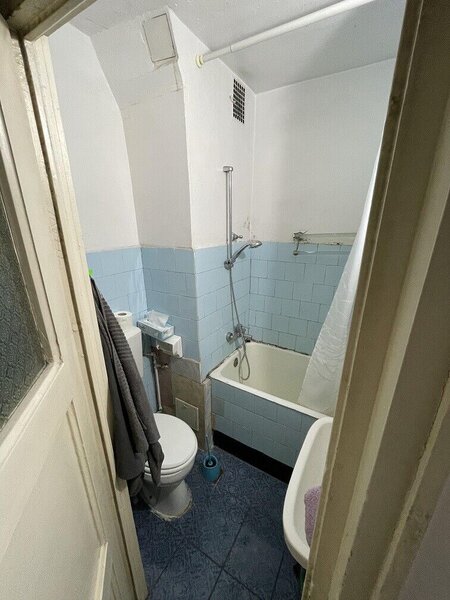 Unirii- I.C.Bratianu 2 camere de vanzare