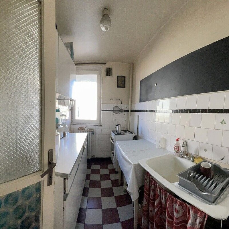 Unirii- I.C.Bratianu 2 camere de vanzare