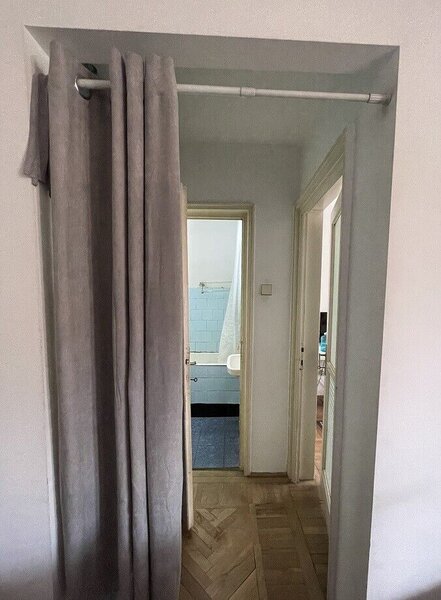 Unirii- I.C.Bratianu 2 camere de vanzare